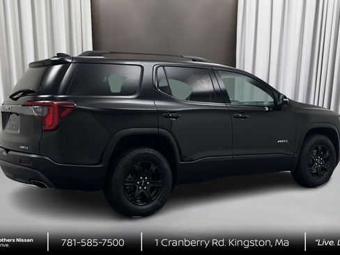 Used 2022 GMC Acadia AT4 w/ Technology Package AWD/4WD image 5