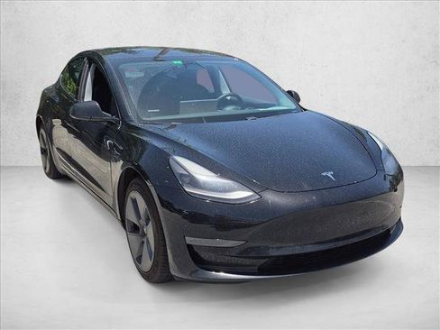 Used 2021 Tesla Model 3 Standard Range Plus RWD image 3
