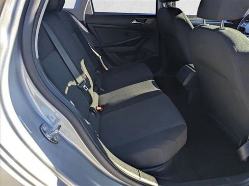 Used 2021 Volkswagen Jetta S image 18