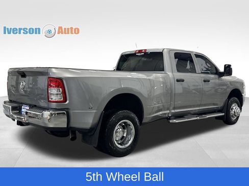 Used 2023 RAM 3500 Tradesman w/ Chrome Appearance Group image 10