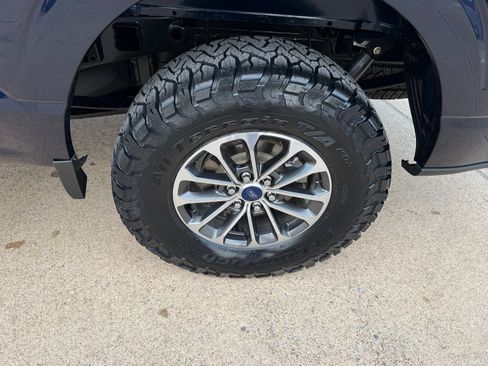 Used 2022 Ford F150 Lariat w/ Equipment Group 502A High AWD/4WD image 9