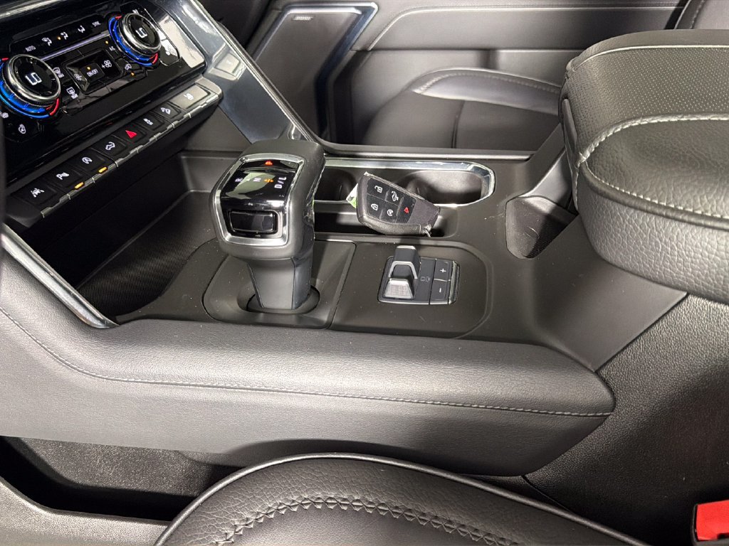 Used 2024 GMC Sierra 1500 Denali AWD/4WD image 26