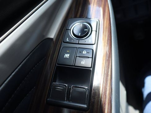 Used 2020 Lexus RC 300 w/ Accessory Package RWD image 13