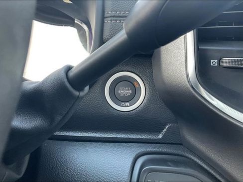 New 2026 RAM 2500 Laramie w/ Sport Appearance Package AWD/4WD image 18