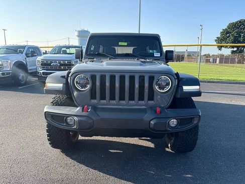 Used 2023 Jeep Wrangler Unlimited Rubicon w/ LED Lighting Group AWD/4WD image 5