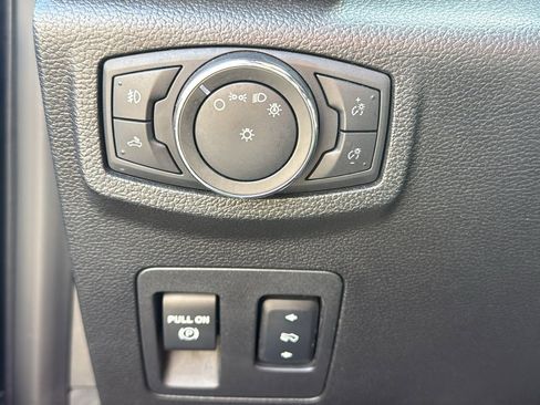 Used 2016 Ford F150 XLT w/ Equipment Group 302A Luxury AWD/4WD image 14