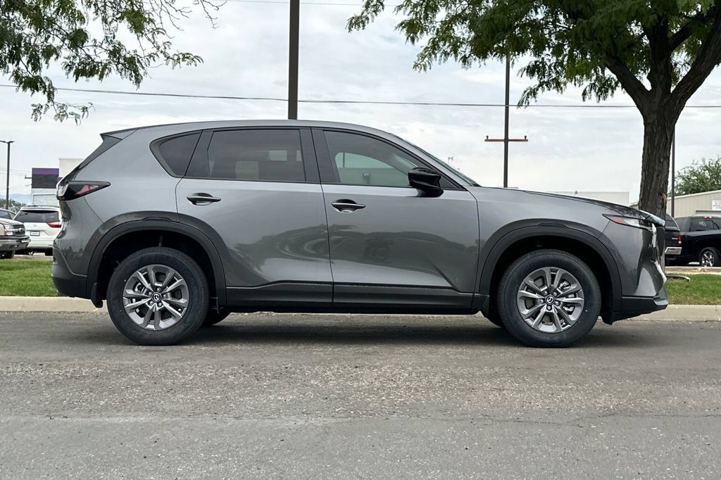 New 2026 MAZDA CX-5 Select AWD/4WD image 3