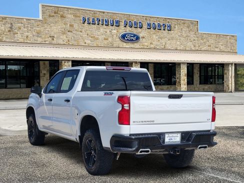 Used 2023 Chevrolet Silverado 1500 LT Trail Boss w/ Protection Package AWD/4WD image 4
