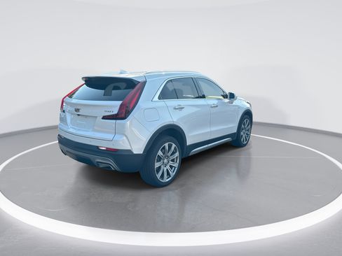 Used 2019 Cadillac XT4 Premium Luxury w/ Driver Assist Package FWD image 9