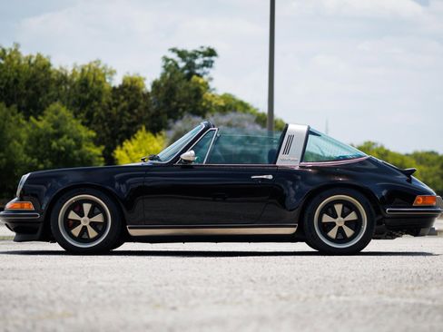 Used 1992 Porsche 911 Targa RWD image 14