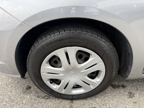 Used 2010 Honda Fit image 23