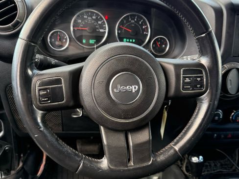 Used 2011 Jeep Wrangler Sport image 16