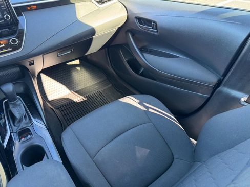Certified 2022 Toyota Corolla LE image 17