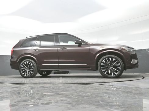 New 2026 Volvo XC90 T8 Ultra w/ Lounge Package AWD/4WD image 32