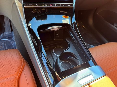 Certified 2025 Mercedes-Benz GLC 300 image 14