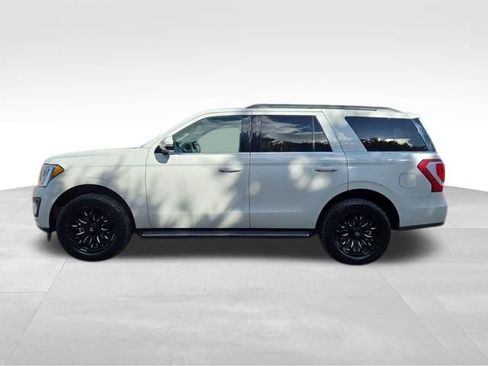 Used 2021 Ford Expedition XLT image 9