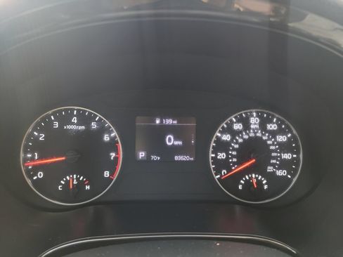 Used 2021 Kia Seltos EX AWD/4WD image 19