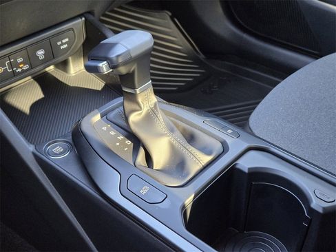 New 2026 Kia K4 LXS image 15