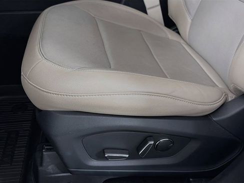 Certified 2020 Ford Explorer Limited AWD/4WD image 24