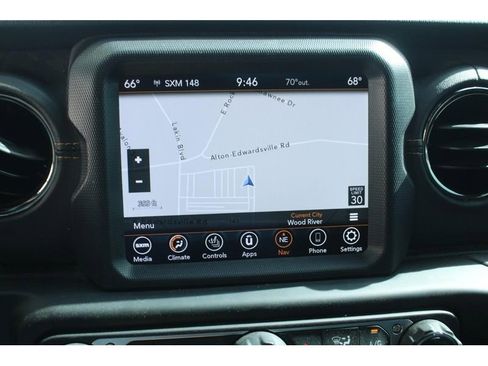 Used 2021 Jeep Wrangler Unlimited Sahara AWD/4WD image 26