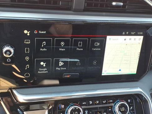 New 2026 GMC Sierra 2500 Denali w/ Denali Reserve Package image 17