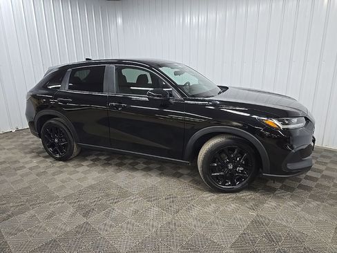 Used 2023 Honda HR-V Sport image 1