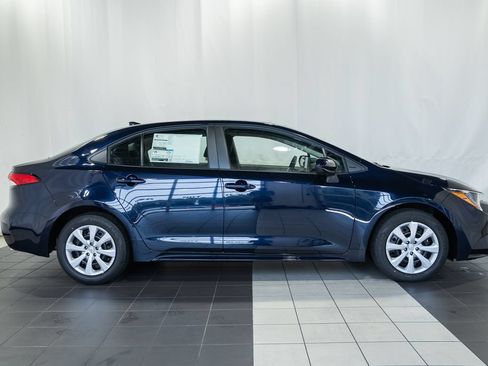 New 2026 Toyota Corolla LE FWD image 3