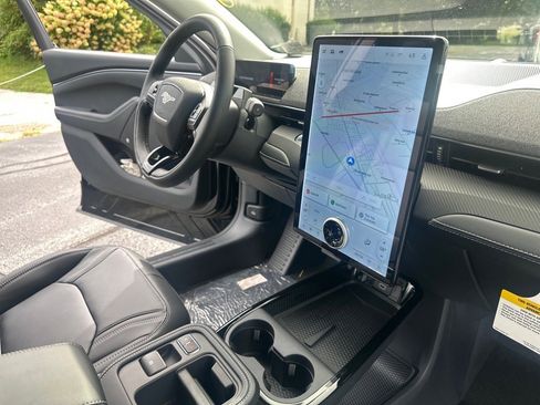 New 2025 Ford Mustang Mach-E Premium image 48