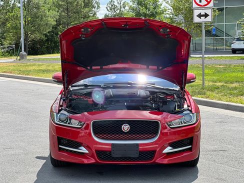 Used 2017 Jaguar XE R-Sport AWD/4WD image 45