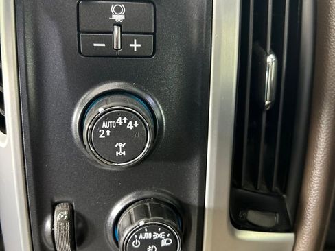 Used 2018 GMC Sierra 1500 SLT image 13