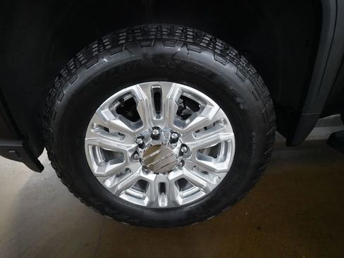 Used 2023 GMC Sierra 3500 Denali AWD/4WD image 26