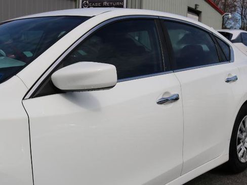 Used 2018 Nissan Altima 2.5 S w/ S Convenience Package image 4