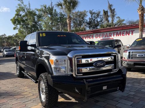 Used 2015 Ford F250 XLT image 2