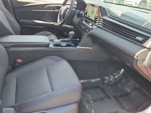 Used 2025 Toyota Camry LE FWD image 25