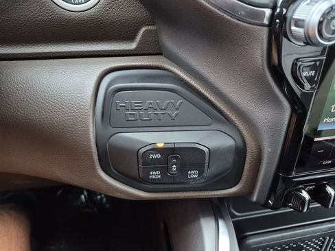 New 2026 RAM 3500 Laramie AWD/4WD image 22
