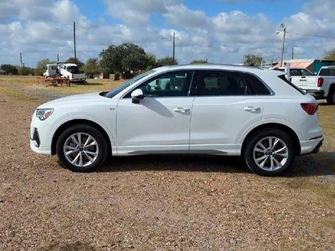 Used 2024 Audi Q3 2.0T Premium AWD/4WD image 5