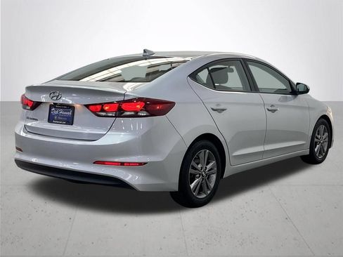 Used 2018 Hyundai Elantra SEL FWD image 6