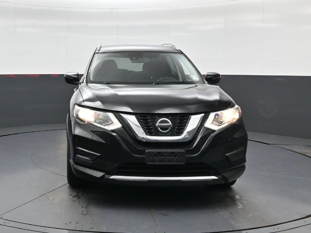 Used 2019 Nissan Rogue SV AWD/4WD image 3