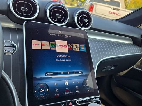 Used 2024 Mercedes-Benz C 300 4MATIC Sedan image 13