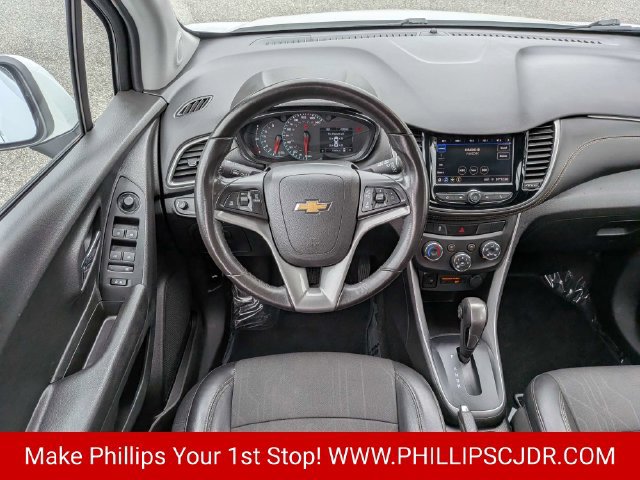 Used 2022 Chevrolet Trax LT w/ Driver Confidence Package AWD/4WD image 15
