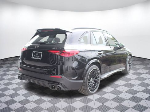 New 2026 Mercedes-Benz GLC 43 AMG 4MATIC image 9