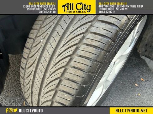 Used 2008 Toyota Matrix XR FWD image 30