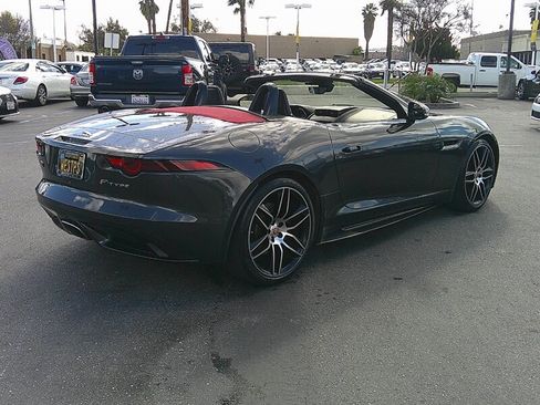 Used 2020 Jaguar F-TYPE Convertible image 9
