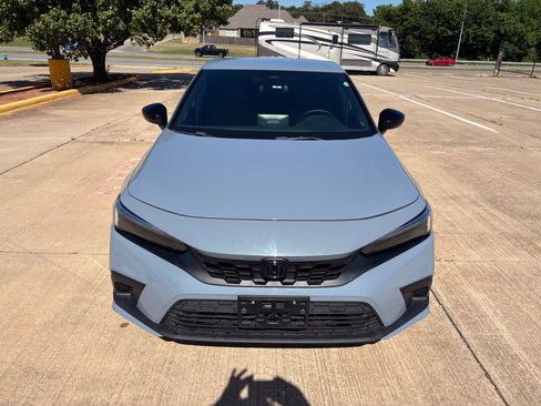 Used 2024 Honda Civic Sport image 6