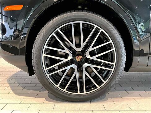 New 2026 Porsche Cayenne AWD/4WD image 11