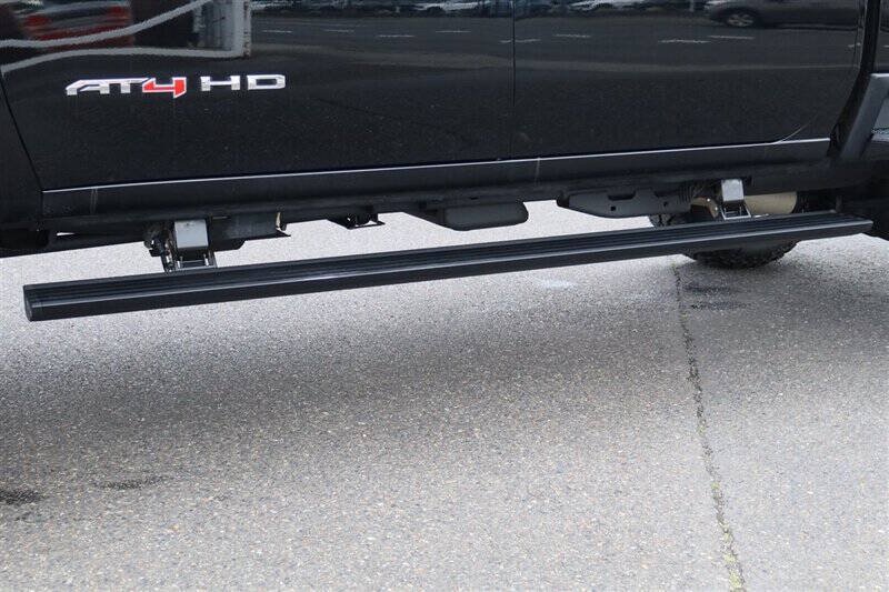 Used 2025 GMC Sierra 3500 AT4 w/ AT4 Premium Plus Package AWD/4WD image 16