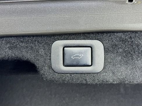 Used 2024 Lexus LS 500 w/ Interior Upgrade Package image 34