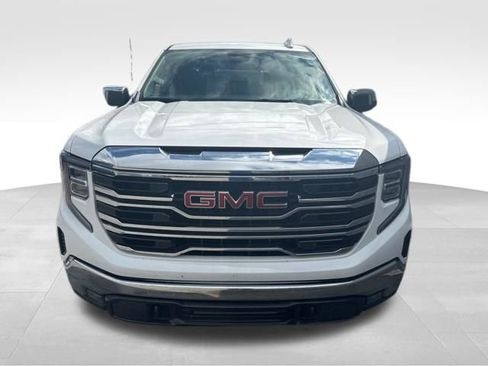 Used 2024 GMC Sierra 1500 SLT image 5
