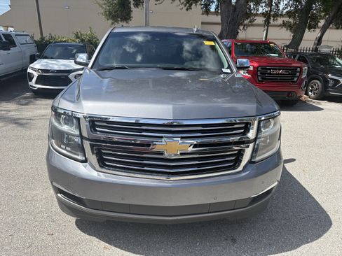 Used 2018 Chevrolet Tahoe Premier AWD/4WD image 2