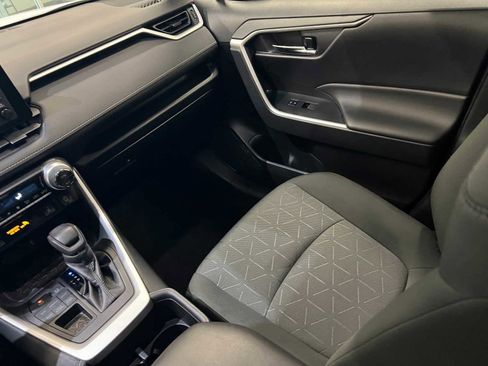 Certified 2022 Toyota RAV4 XLE image 11